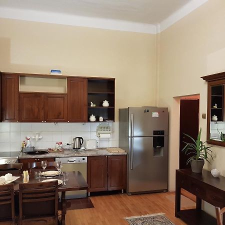 Classic Style Apartment Belgrade Extérieur photo